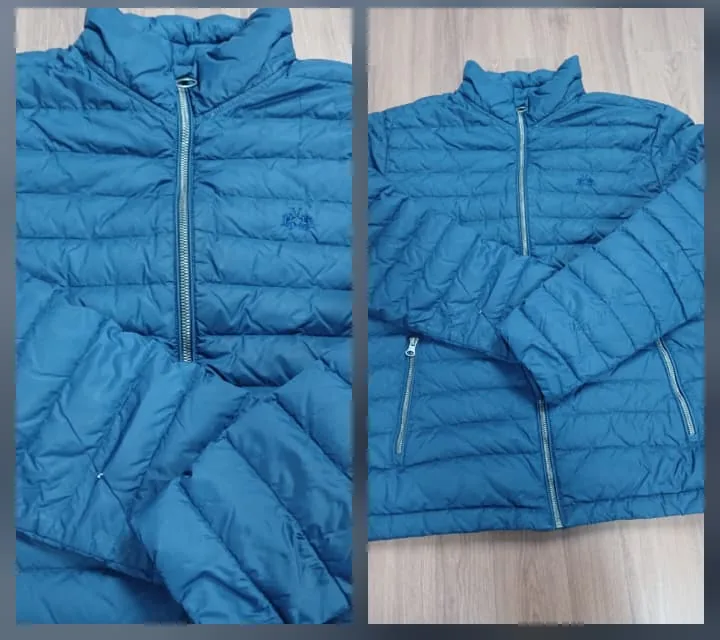 Campera azul limpia después del tratamiento