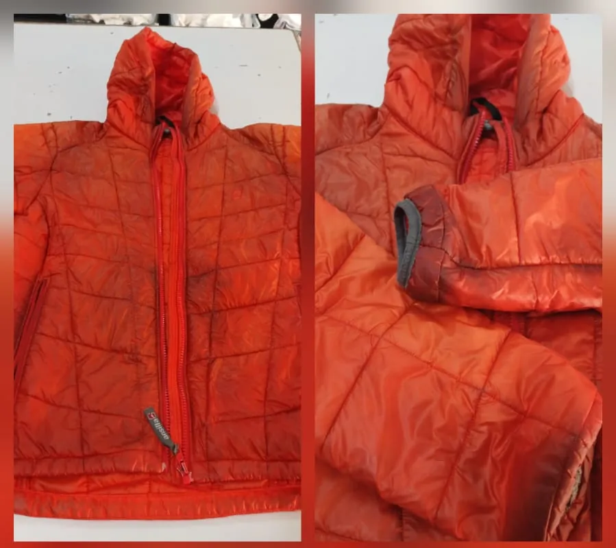 Campera naranja antes de la limpieza